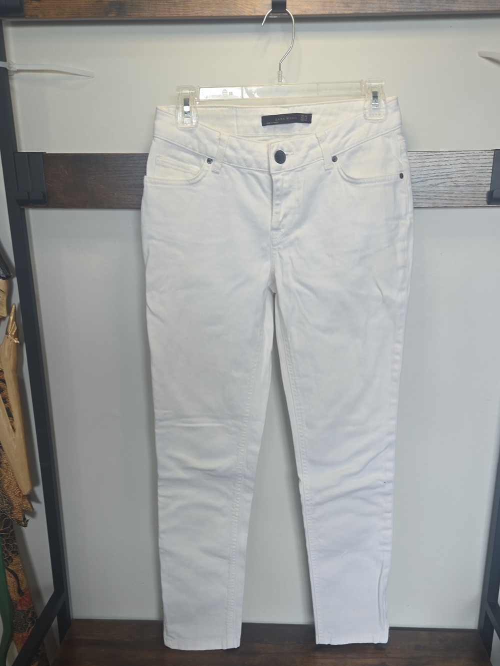 Zara Women's White Skinny Jeans - Slim Fit